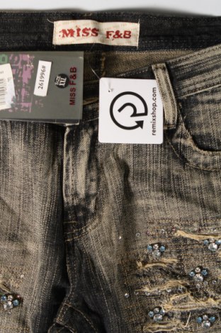 Damen Jeans, Größe XXL, Farbe Mehrfarbig, Preis € 32,49