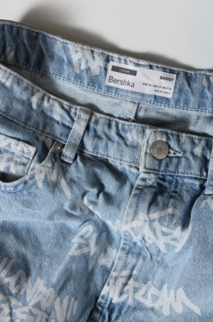 Damskie jeansy Bershka, Rozmiar S, Kolor Kolorowy, Cena 66,69 zł