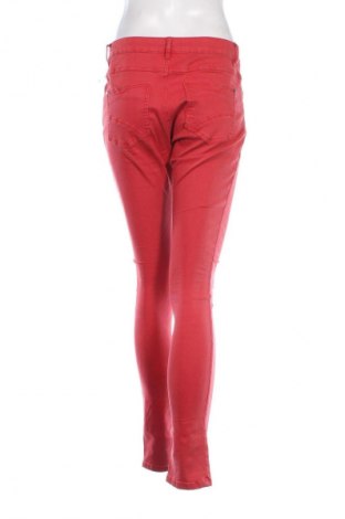 Damen Jeans Culture, Größe M, Farbe Rot, Preis € 5,99