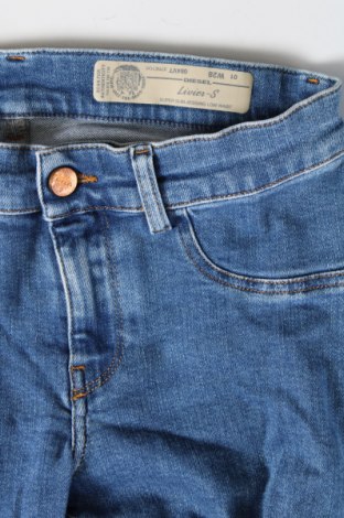 Damskie jeansy Diesel, Rozmiar M, Kolor Niebieski, Cena 387,99 zł