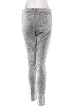 Damskie jeansy Guess, Rozmiar L, Kolor Szary, Cena 239,99 zł