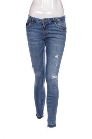 Damen Jeans Guess, Größe M, Farbe Blau, Preis 38,36 €