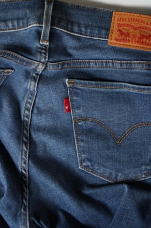 Дамски дънки Levi's, Размер S, Цвят Син, Цена 75,00 лв.