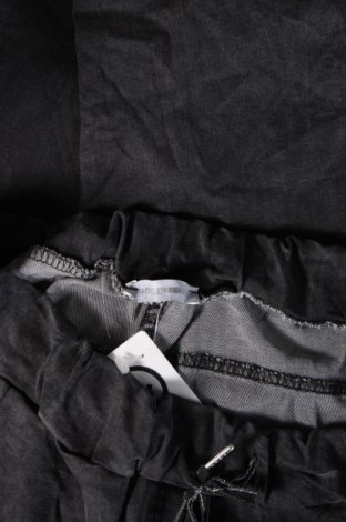 Γυναικείο Τζίν Made In Italy, Μέγεθος XXL, Χρώμα Γκρί, Τιμή 17,99 €