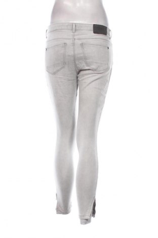 Damen Jeans ONLY, Größe M, Farbe Grau, Preis 23,99 €