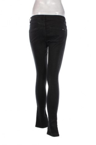 Damskie jeansy ONLY, Rozmiar S, Kolor Czarny, Cena 108,99 zł