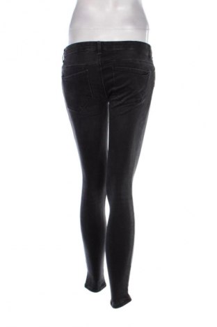 Damskie jeansy ONLY, Rozmiar M, Kolor Czarny, Cena 37,99 zł