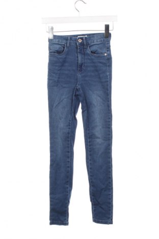 Damskie jeansy ONLY, Rozmiar XS, Kolor Niebieski, Cena 108,99 zł