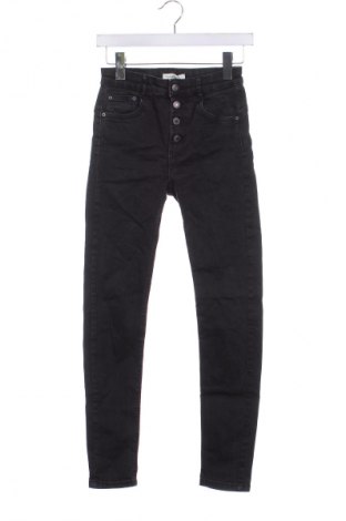 Blugi de femei Pull&Bear, Mărime S, Culoare Negru, Preț 43,99 Lei