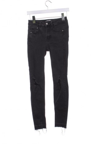 Damen Jeans Pull&Bear, Größe XS, Farbe Grau, Preis 20,49 €