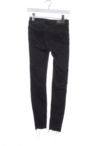 Damen Jeans Pull&Bear, Größe XS, Farbe Grau, Preis 10,49 €