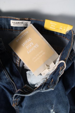 Damskie jeansy Pull&Bear, Rozmiar S, Kolor Niebieski, Cena 105,75 zł