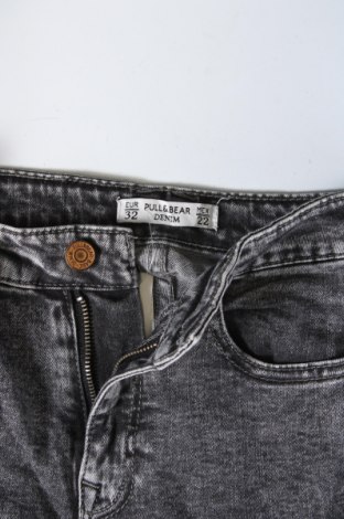 Blugi de femei Pull&Bear, Mărime XXS, Culoare Gri, Preț 43,99 Lei