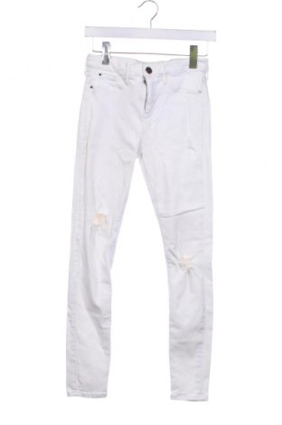 Damen Jeans River Island, Größe S, Farbe Weiß, Preis 21,05 €