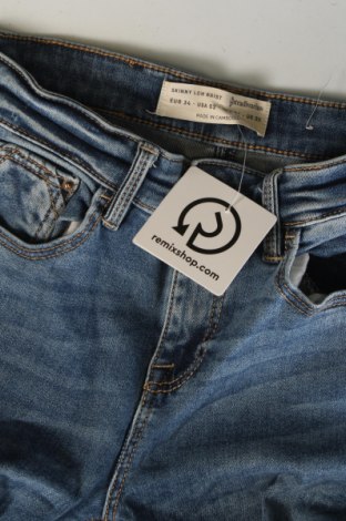 Damen Jeans Stradivarius, Größe XS, Farbe Blau, Preis 9,49 €