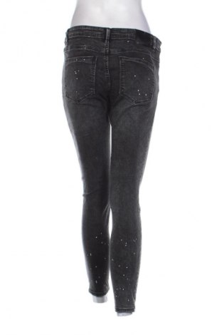 Damen Jeans Stradivarius, Größe M, Farbe Grau, Preis 20,49 €