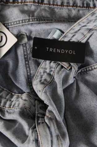 Blugi de femei Trendyol, Mărime 3XL, Culoare Albastru, Preț 237,24 Lei