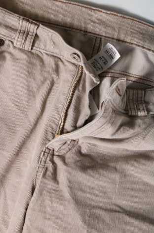 Damen Cordhose Marks & Spencer, Größe L, Farbe Beige, Preis € 13,80