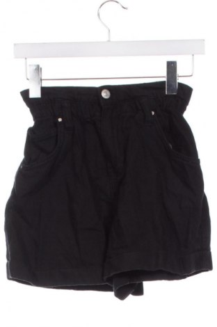 Damen Shorts Bershka, Größe XS, Farbe Schwarz, Preis € 13,49