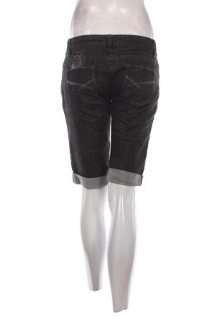 Damen Shorts Clockhouse, Größe M, Farbe Schwarz, Preis € 10,00