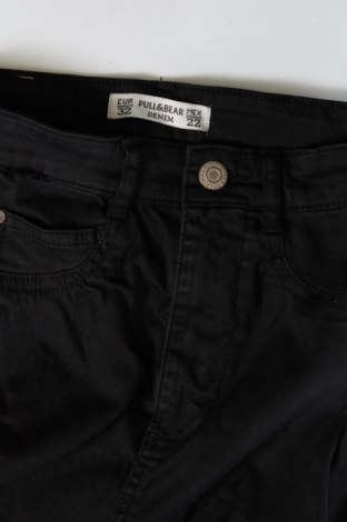 Pantaloni scurți de femei Pull&Bear, Mărime XXS, Culoare Negru, Preț 44,99 Lei