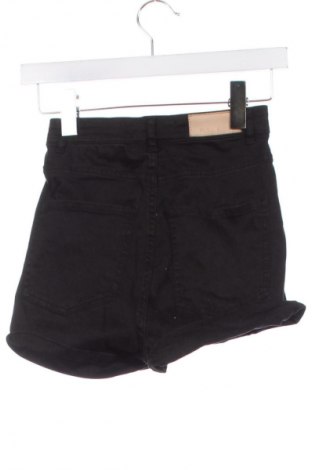 Pantaloni scurți de femei Pull&Bear, Mărime XXS, Culoare Negru, Preț 44,99 Lei