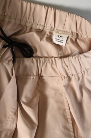 Damenhose, Größe XXL, Farbe Ecru, Preis € 10,99