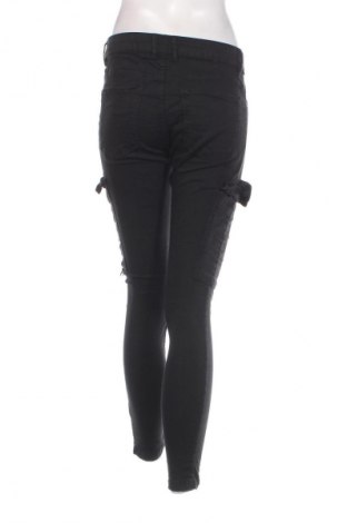 Pantaloni de femei Bershka, Mărime M, Culoare Negru, Preț 95,99 Lei