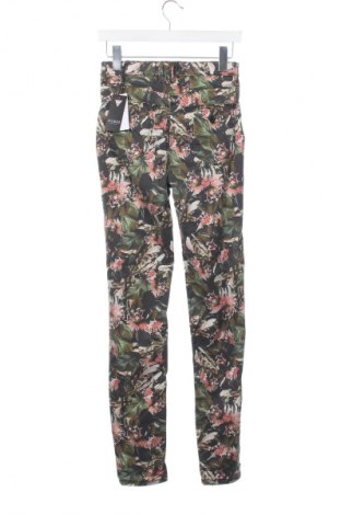 Damenhose Guess, Größe S, Farbe Mehrfarbig, Preis 87,98 €