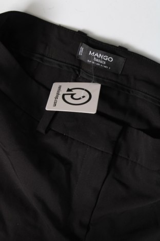 Pantaloni de femei Mango, Mărime M, Culoare Negru, Preț 111,99 Lei