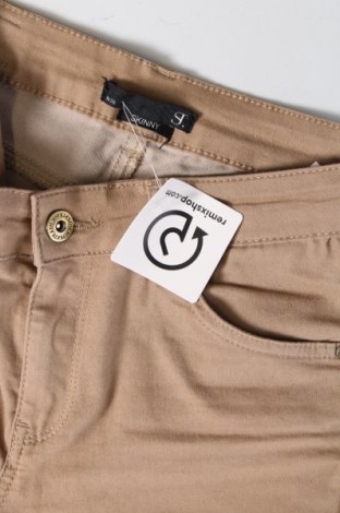 Damenhose Supertrash, Größe M, Farbe Beige, Preis € 19,99