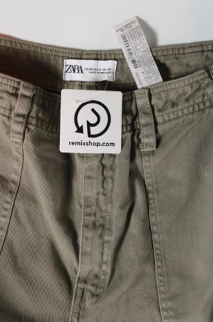 Pantaloni de femei Zara, Mărime M, Culoare Gri, Preț 69,00 Lei