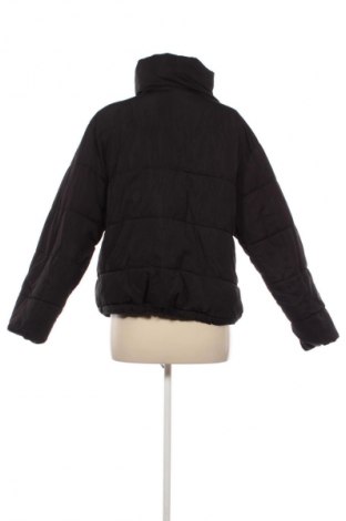 Geacă de femei Pull&Bear, Mărime M, Culoare Negru, Preț 190,99 Lei