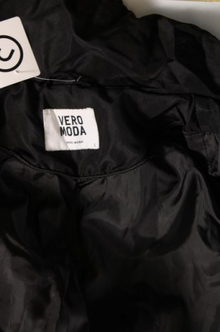 Dámska bunda  Vero Moda, Veľkosť L, Farba Čierna, Cena  23,45 €