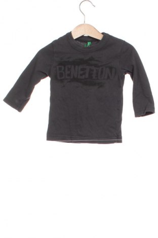 Kinder Shirt United Colors Of Benetton, Größe 9-12m/ 74-80 cm, Farbe Grau, Preis 2,99 €