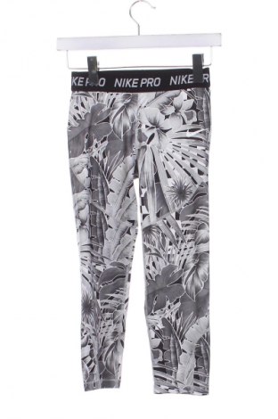 Gyerek leggings Nike, Méret 11-12y / 152-158 cm, Szín Sokszínű, Ár 5 200 Ft