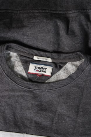 Męska bluzka Tommy Jeans, Rozmiar M, Kolor Szary, Cena 153,99 zł