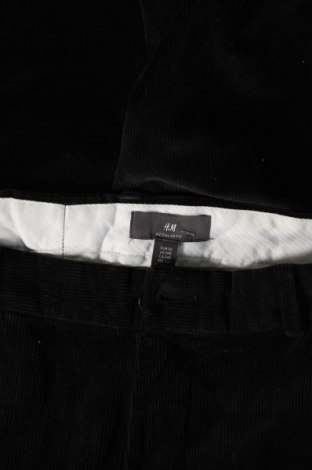 Pantaloni raiați de bărbați H&M, Mărime L, Culoare Negru, Preț 128,99 Lei