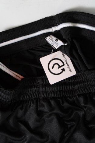 Pantaloni scurți de bărbați Nike, Mărime L, Culoare Negru, Preț 87,00 Lei