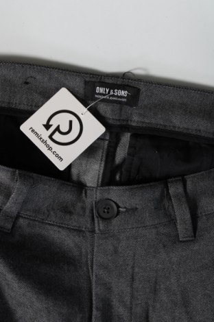 Pantaloni de bărbați Only & Sons, Mărime M, Culoare Gri, Preț 58,99 Lei