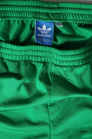 Мъжко спортно долнище Adidas Originals, Размер XL, Цвят Зелен, Цена 31,49 лв.