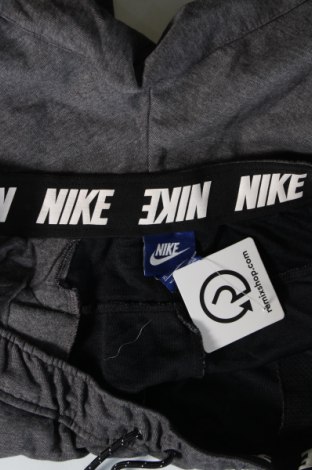 Męskie spodnie sportowe Nike, Rozmiar XL, Kolor Szary, Cena 153,99 zł