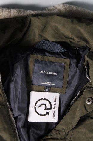 Ανδρικό μπουφάν Jack & Jones, Μέγεθος S, Χρώμα Πράσινο, Τιμή 38,99 €