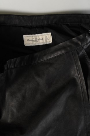 Fustă-pantalon Abercrombie & Fitch, Mărime M, Culoare Negru, Preț 92,99 Lei