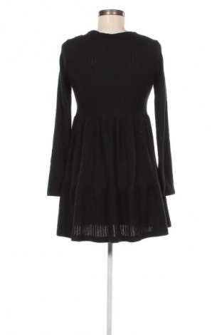 Kleid Bershka, Größe XS, Farbe Schwarz, Preis 10,49 €