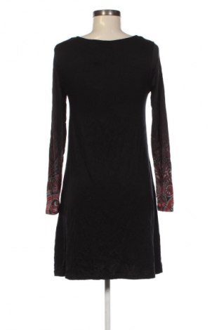 Kleid Desigual, Größe M, Farbe Schwarz, Preis 57,49 €