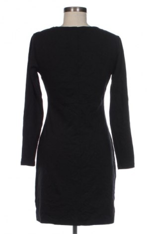 Rochie H&M, Mărime M, Culoare Negru, Preț 43,99 Lei