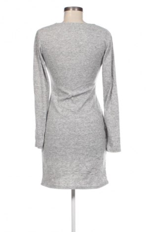 Kleid NEW COLLECTION, Größe M, Farbe Grau, Preis 13,99 €