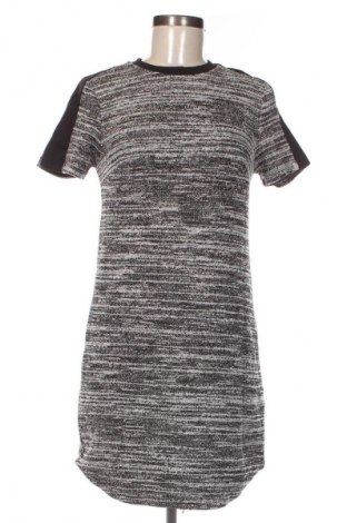 Kleid New Look, Größe S, Farbe Grau, Preis 4,99 €