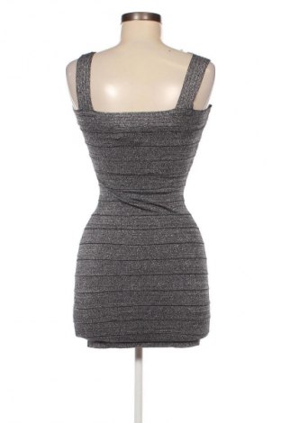 Kleid New Look, Größe S, Farbe Grau, Preis € 14,99